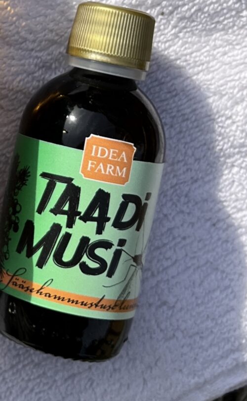 Taadi musi keeratava korgiga